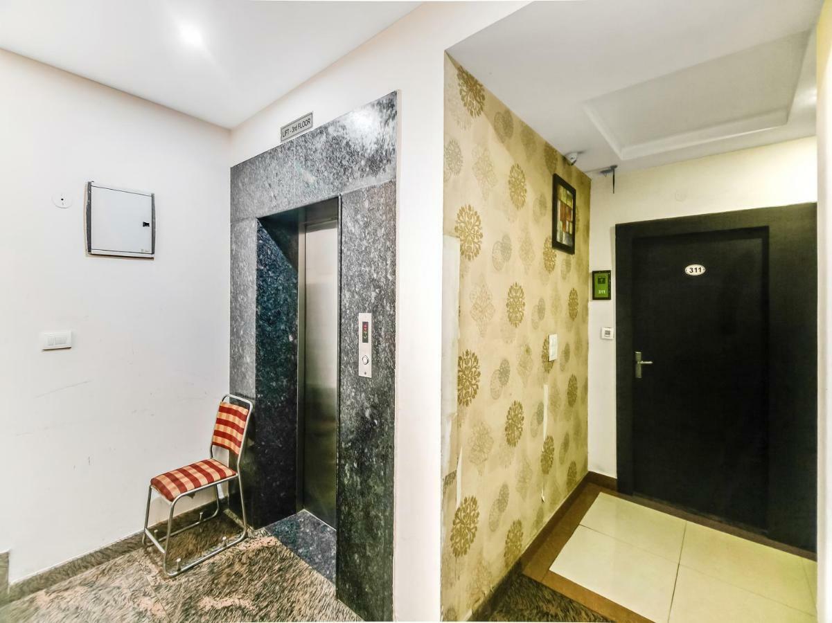 Capital O 32619 Hotel Sugar Palm Gwalior Esterno foto