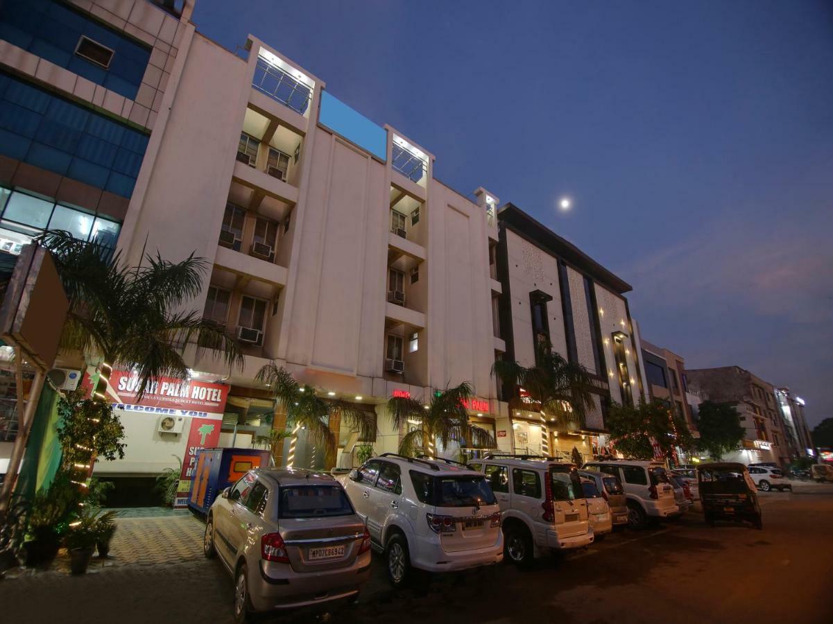 Capital O 32619 Hotel Sugar Palm Gwalior Esterno foto